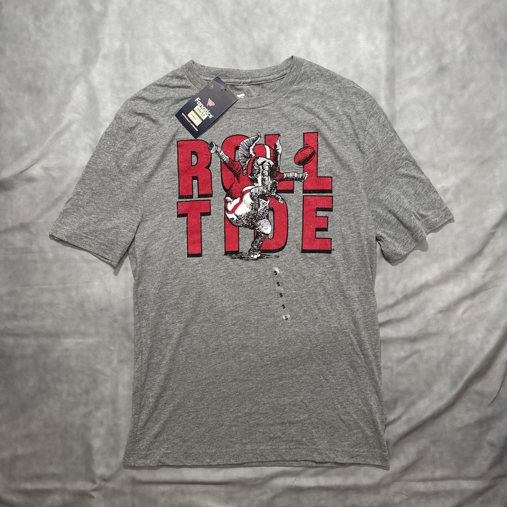 NWT Alabama Crimson Tide Elephant Graphic Short Sleeve T Shirt Small Roll Tide